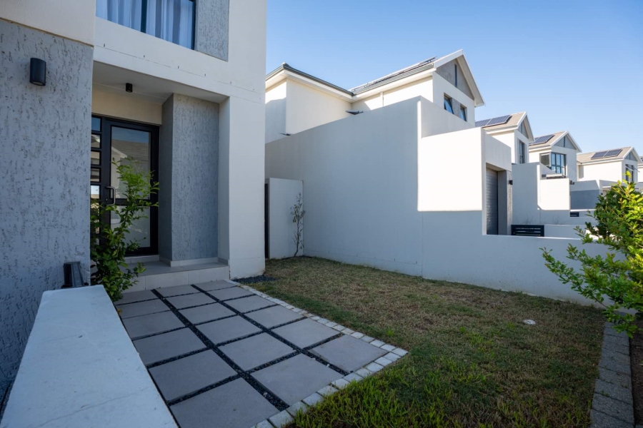 To Let 3 Bedroom Property for Rent in Groot Phesantekraal Estate Western Cape